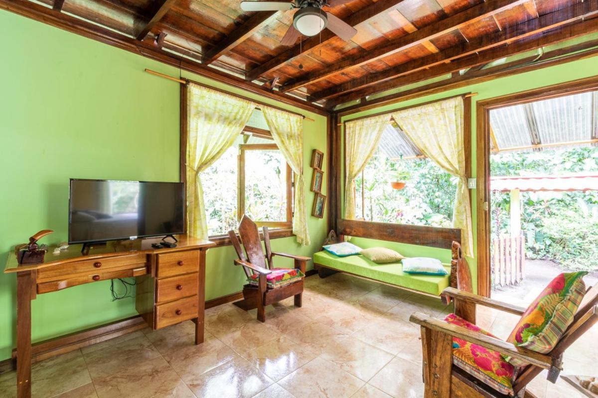 Casa Chilamates Tortuguero Exteriör bild