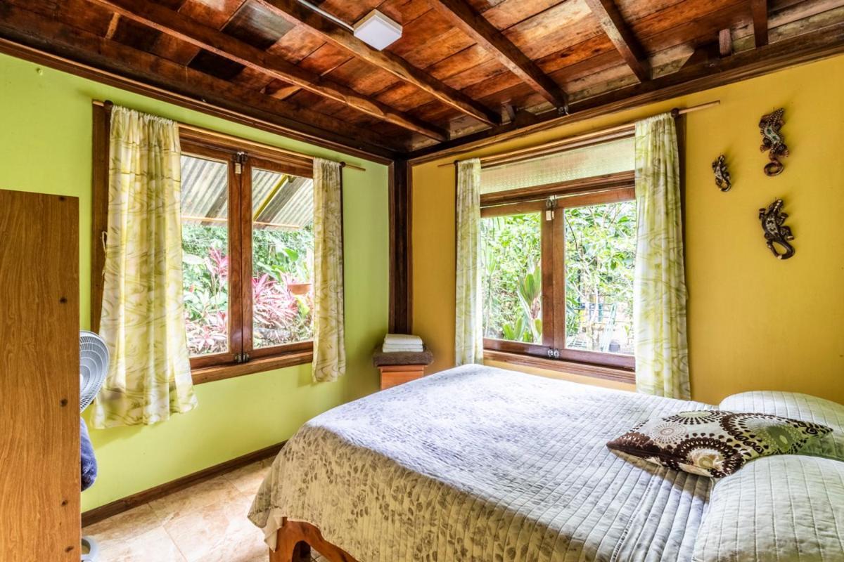 Casa Chilamates Tortuguero Exteriör bild