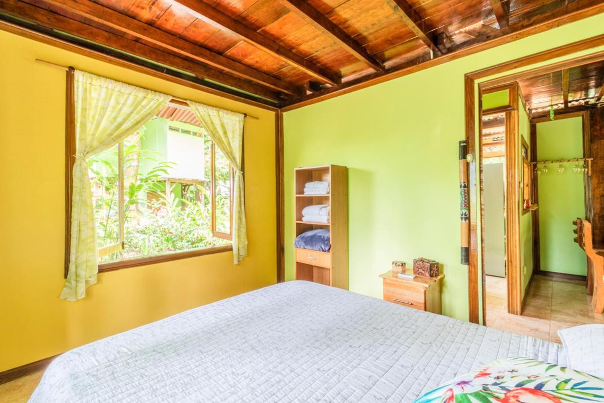 Casa Chilamates Tortuguero Exteriör bild
